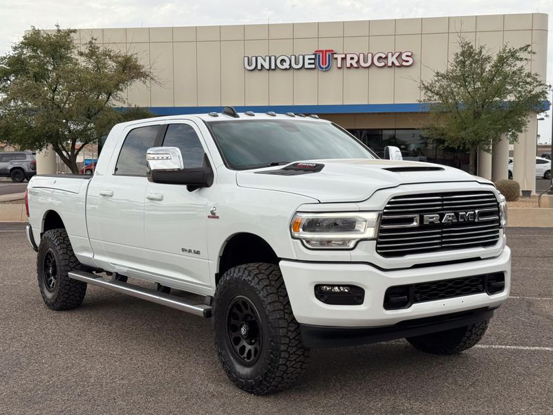 2024 Ram 2500 Laramie Upper Image 1
