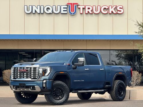 211905 - 2025 GMC Sierra 3500HD Denali Crew Cab
