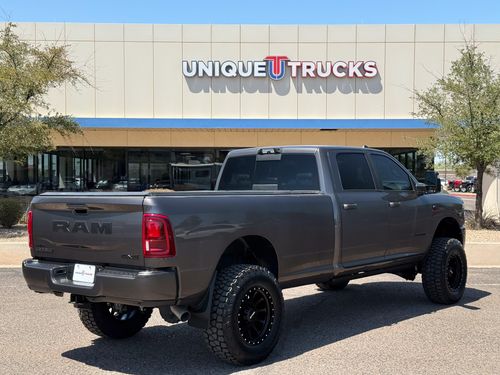 2025 Ram 3500 Laramie Crew Cab Lower Image 3