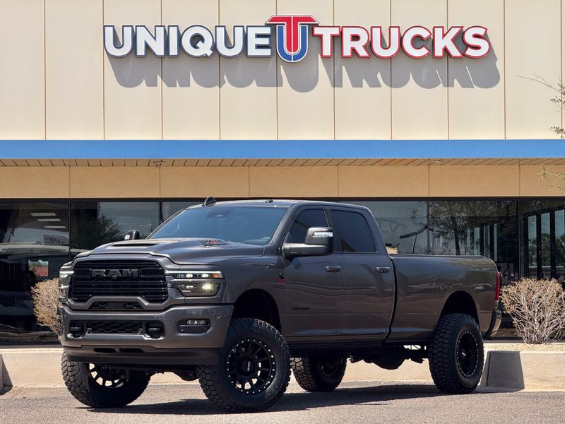 2025 Ram 3500 Laramie Crew Cab Upper Image 1