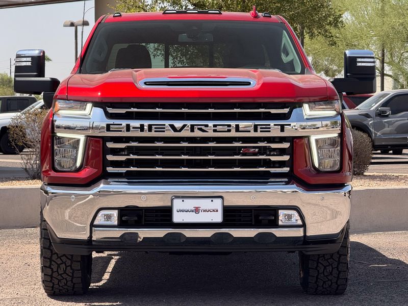 2022 Chevrolet Silverado 2500HD LTZ Crew Cab Upper Image 2