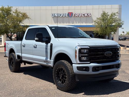 2024 Ford F-350 Super Duty Lariat Crew Cab Lower Image 1