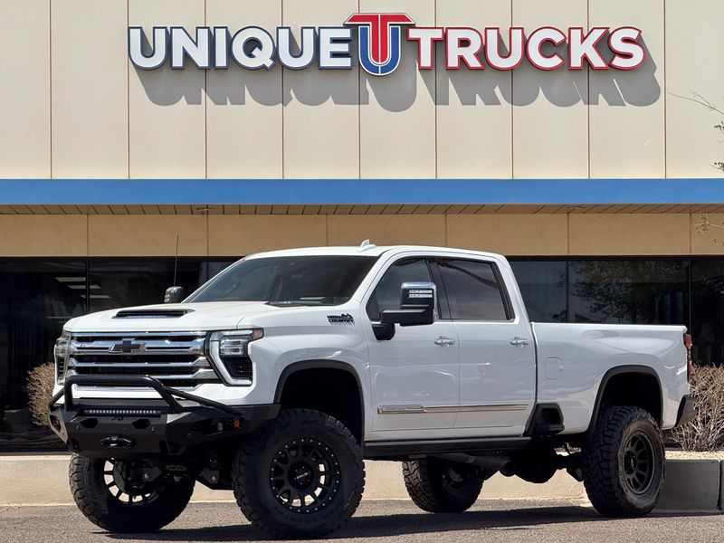 2024 Chevrolet Silverado 3500HD High Country Crew Cab Upper Image 1