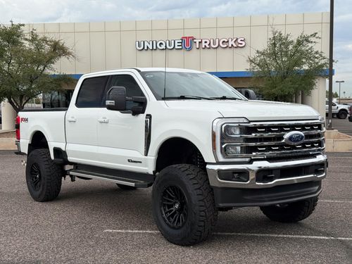 2024 Ford F-350 Super Duty Lariat Crew Cab Lower Image 1
