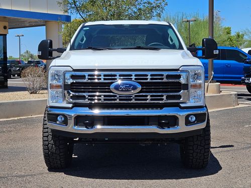 2024 Ford F-250 Super Duty XLT Crew Cab Lower Image 1