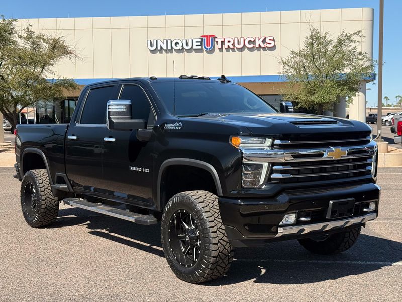 2021 Chevrolet Silverado 3500HD High Country Upper Image 1