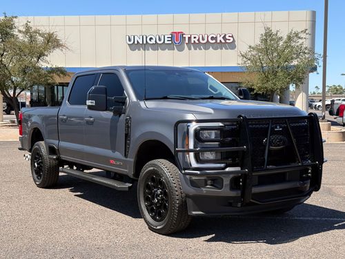 2023 Ford F-250 Super Duty Lariat Crew Cab Lower Image 1