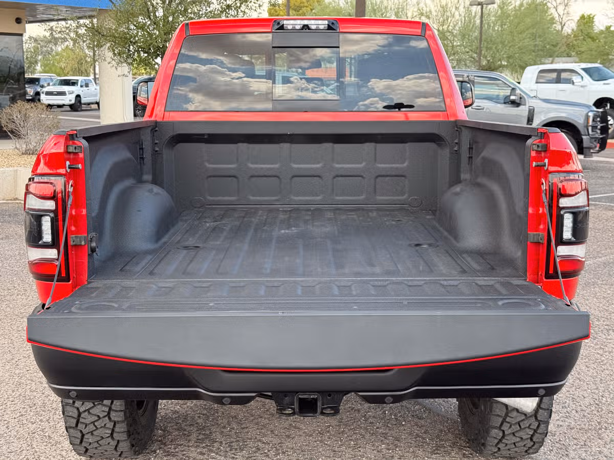 2020 Ram 2500 Power Wagon Crew Cab Image 9