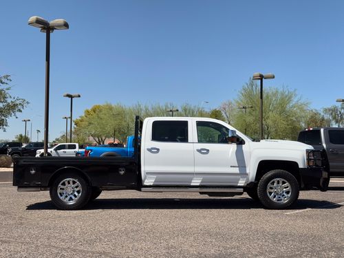 2019 Chevrolet Silverado 3500HD LTZ Crew Cab Lower Image 2