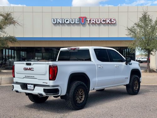 2023 GMC Sierra 1500 AT4 Crew Cab Lower Image 3