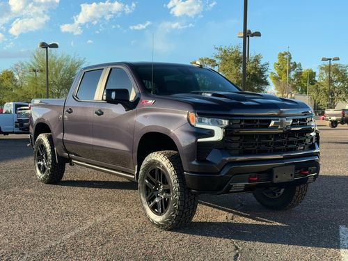 2022 Chevrolet Silverado 1500 LT Trail Boss Crew Cab Lower Image 1
