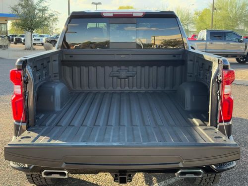 2022 Chevrolet Silverado 1500 LT Trail Boss Crew Cab Lower Image 3