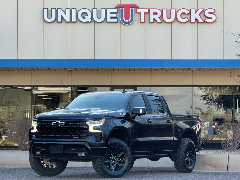 2022 Chevrolet Silverado 1500 LT Trail Boss Crew Cab Upper Image 1