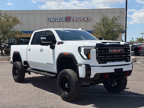 2025 GMC Sierra 2500HD AT4 Crew Cab Lower Image 1