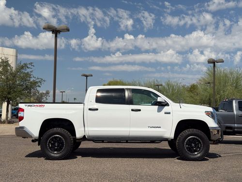 2018 Toyota Tundra SR5 CrewMax Lower Image 2