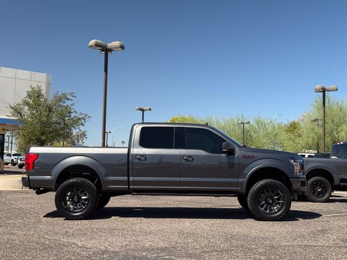 2018 Ford F-150 Lariat SuperCrew Lower Image 2