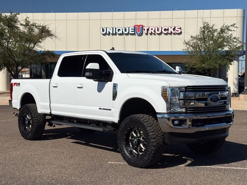 2019 Ford F-250 Super Duty Lariat Lower Image 1