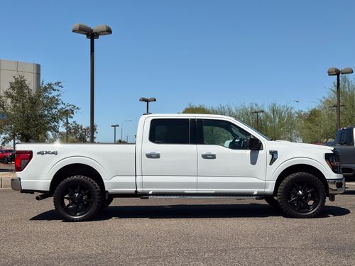 2024 Ford F-150 XLT SuperCrew Lower Image 2