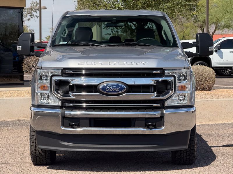 2021 Ford F-250 Super Duty XLT Crew Cab Upper Image 2