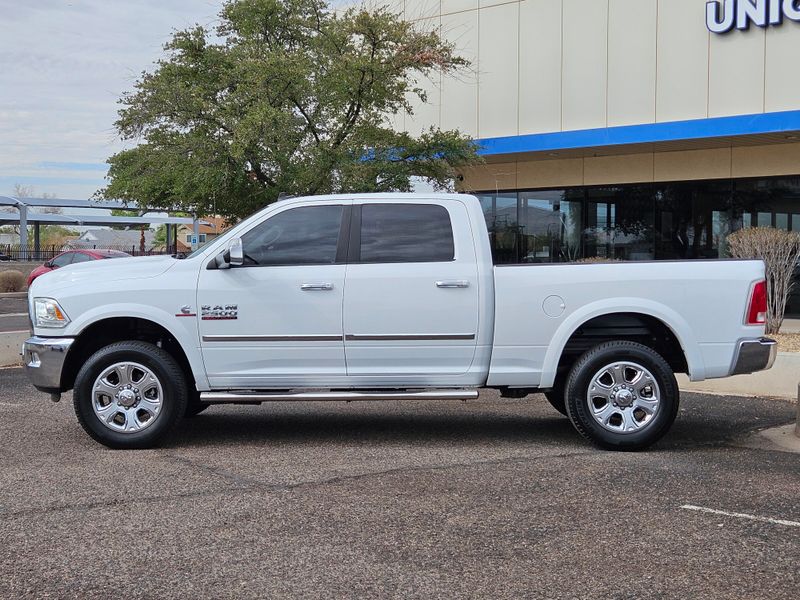 2015 Ram 2500 Laramie Crew Cab Upper Image 2