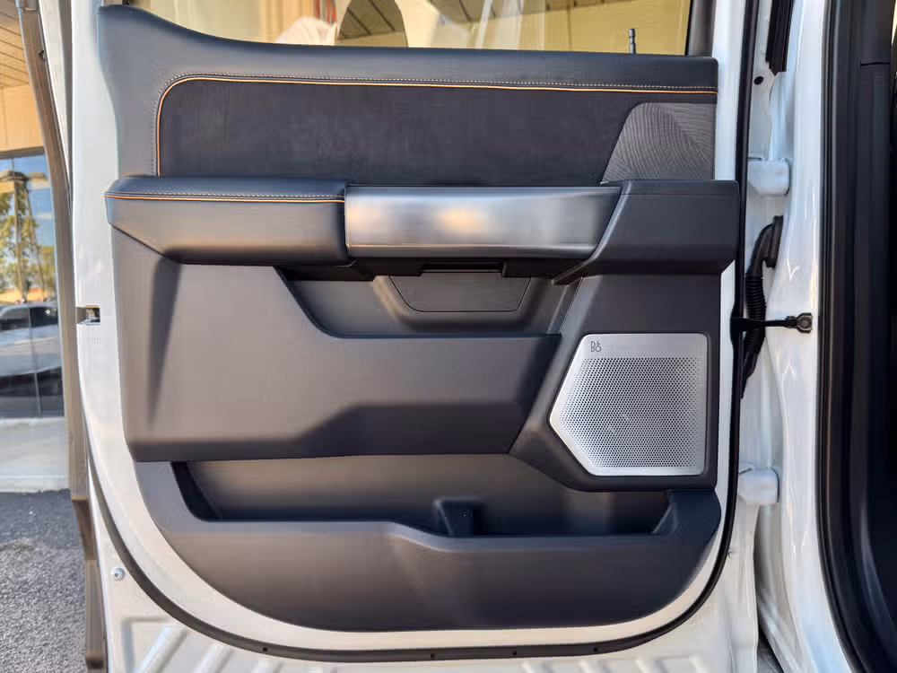 2023 Ford F-350 Super Duty Platinum Image 22