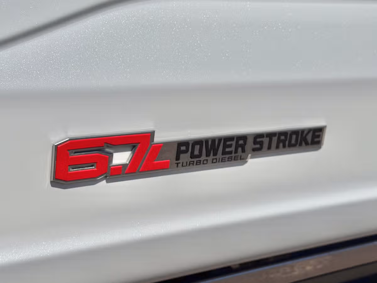 2023 Ford F-350 Super Duty Platinum Image 12
