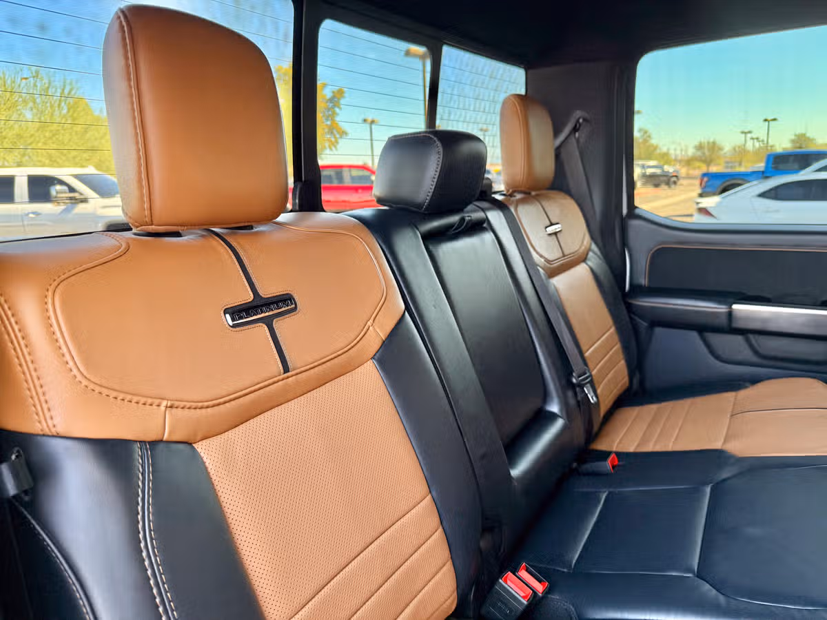 2023 Ford F-350 Super Duty Platinum Image 29