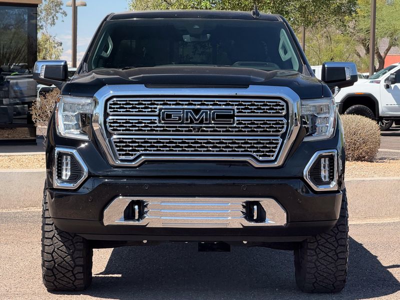 2020 GMC Sierra 1500 Denali Crew Cab Upper Image 2