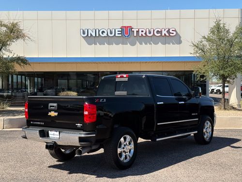 2018 Chevrolet Silverado 2500HD LTZ Crew Cab Lower Image 3