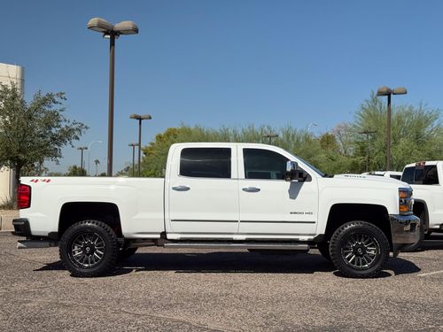 2018 Chevrolet Silverado 2500HD LTZ Crew Cab Lower Image 2