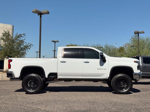 2024 Chevrolet Silverado 2500HD LTZ Crew Cab Lower Image 2