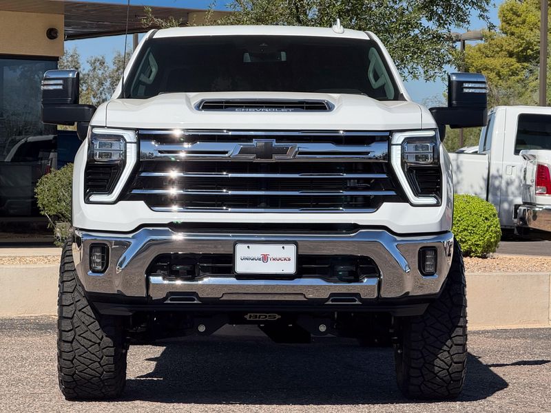 2024 Chevrolet Silverado 2500HD LTZ Crew Cab Upper Image 2