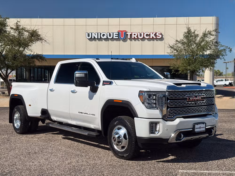 2020 GMC Sierra 3500HD Denali Image 5