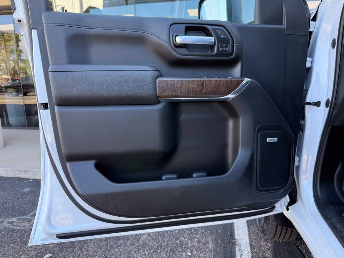 2020 GMC Sierra 3500HD Denali Image 18