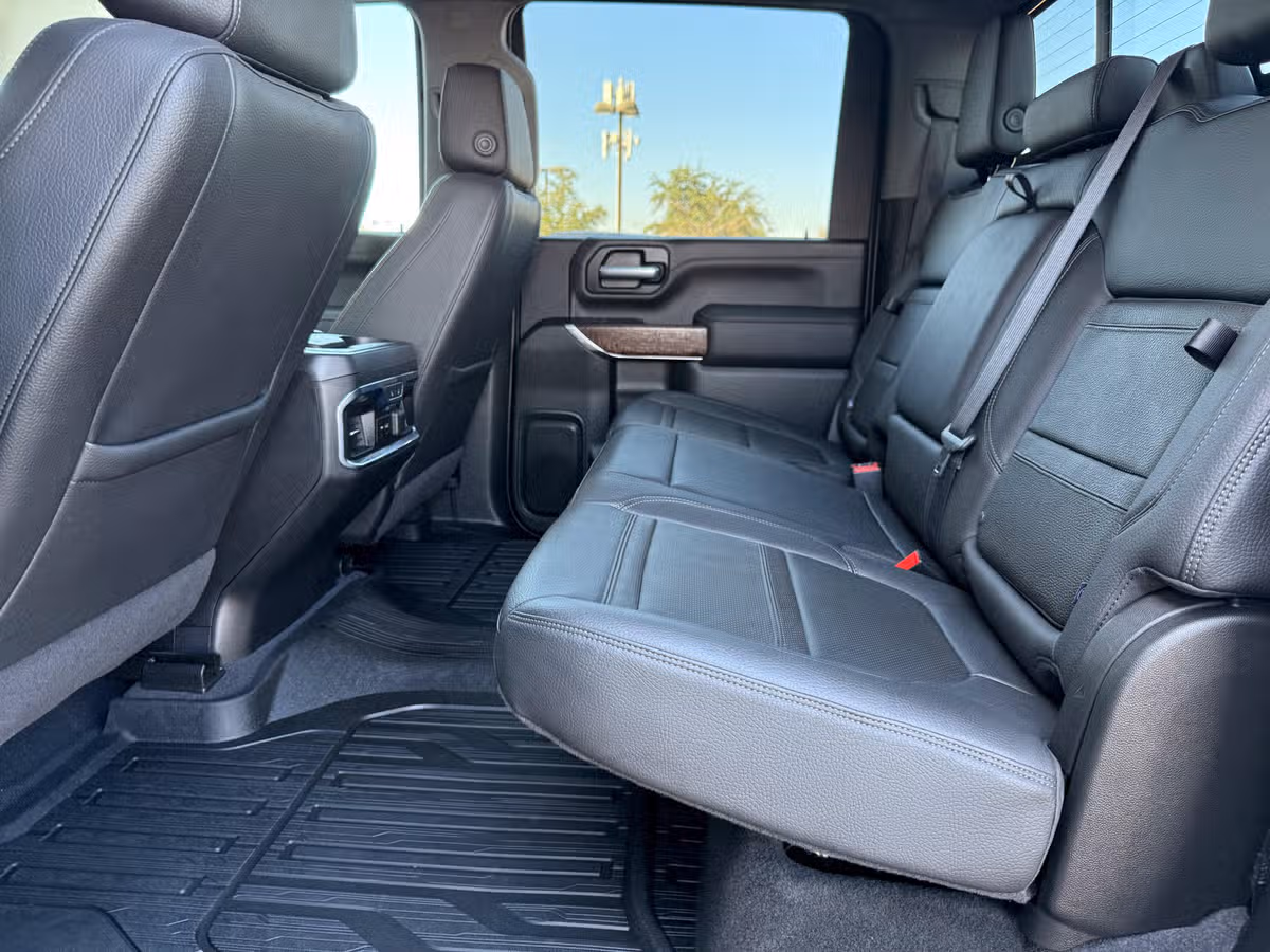 2020 GMC Sierra 3500HD Denali Image 25