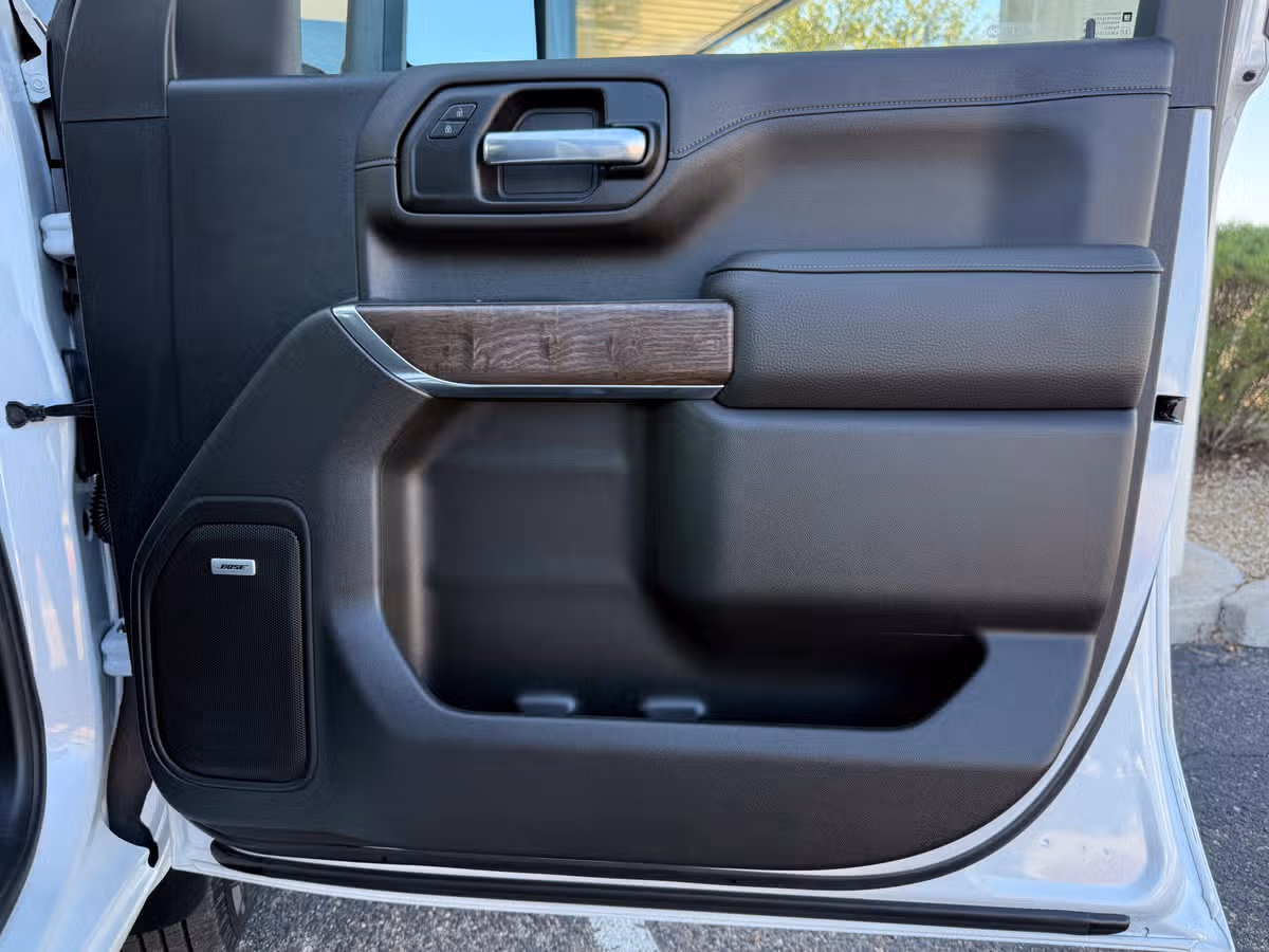 2020 GMC Sierra 3500HD Denali Image 31