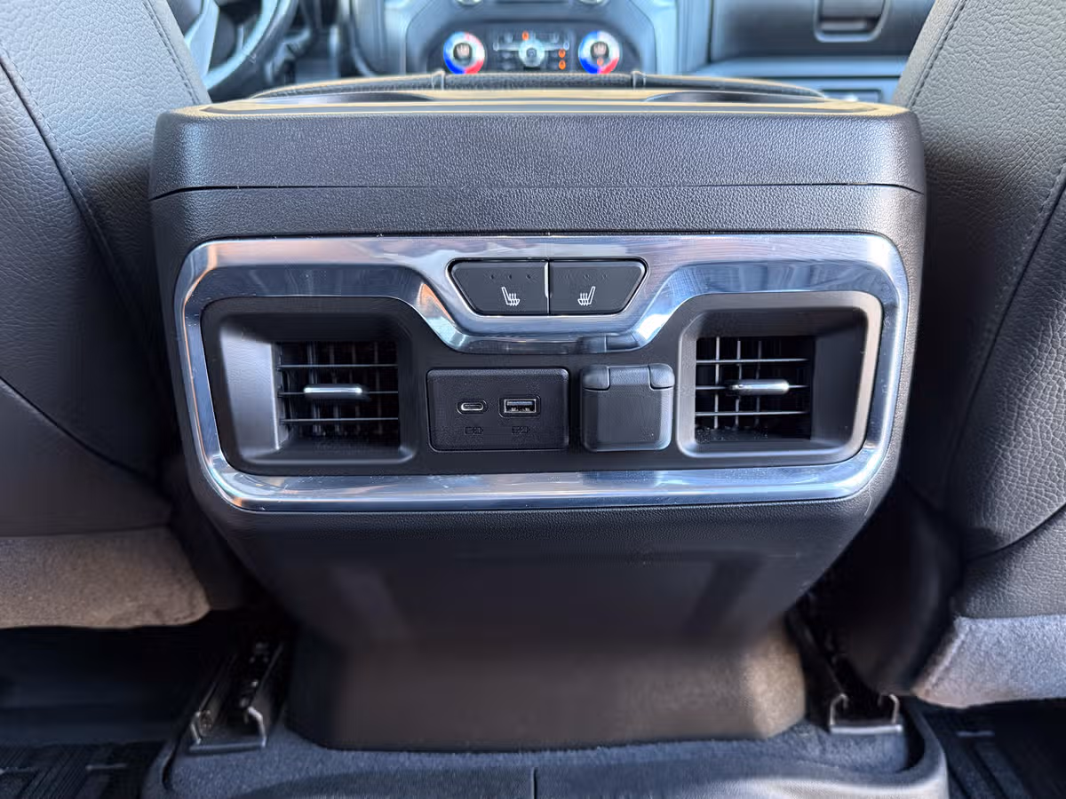 2020 GMC Sierra 3500HD Denali Image 34