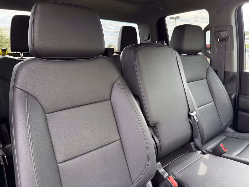 2025 GMC Sierra 3500HD Pro Image 31