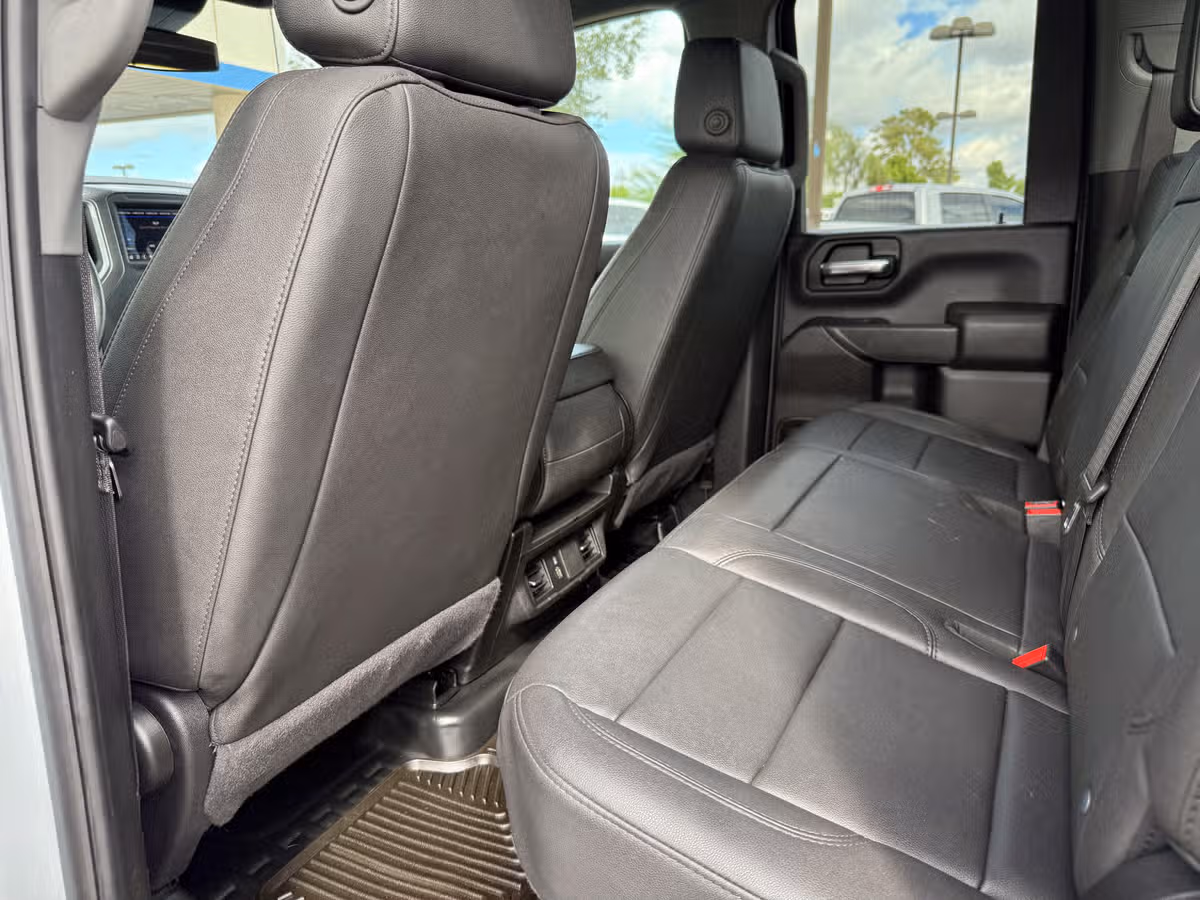 2025 GMC Sierra 3500HD Pro Image 22