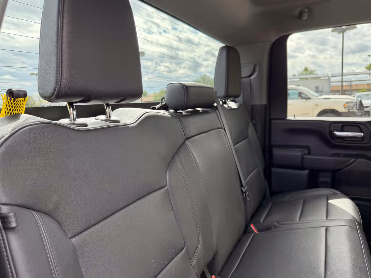 2025 GMC Sierra 3500HD Pro Image 28