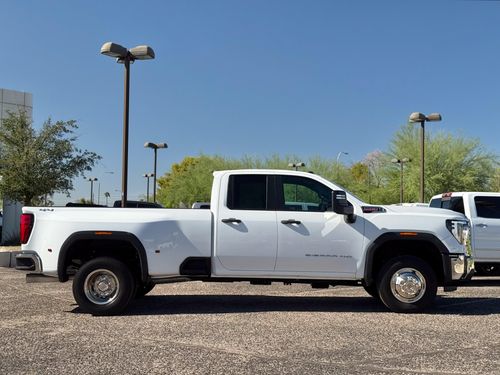 2025 GMC Sierra 3500HD Pro Lower Image 2