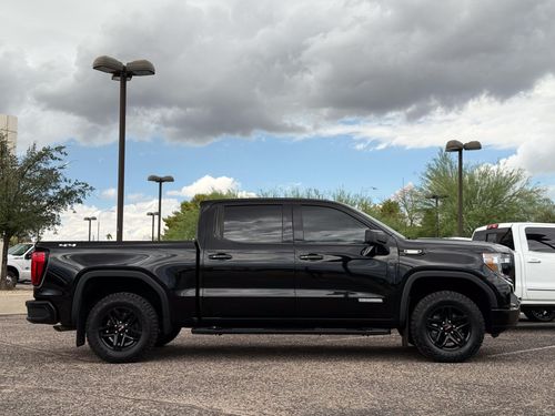 2020 GMC Sierra 1500 Elevation Crew Cab Lower Image 2