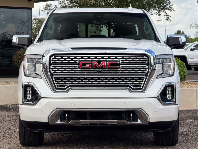 2020 GMC Sierra 1500 Denali Crew Cab Upper Image 2