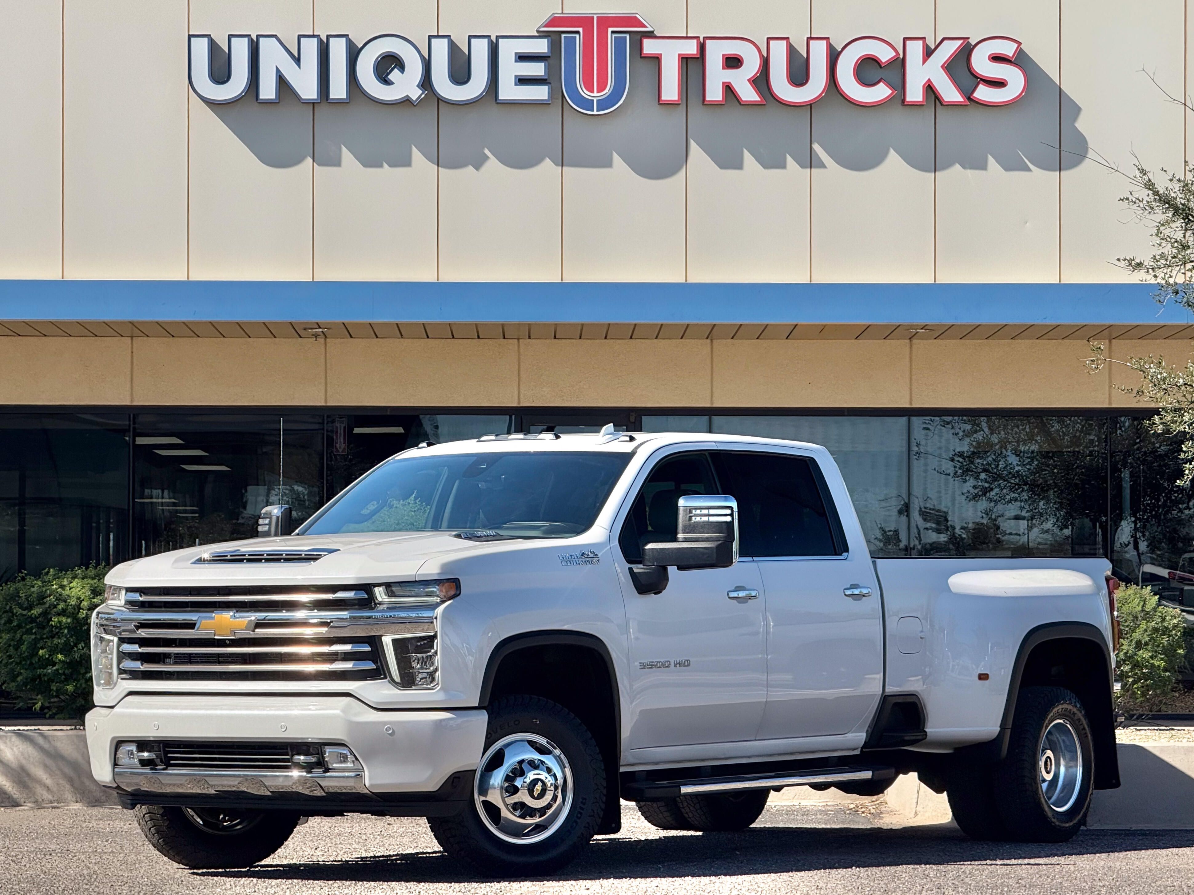2021 Chevrolet Silverado 3500HD High Country's photo