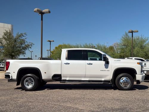 2021 Chevrolet Silverado 3500HD High Country Lower Image 2