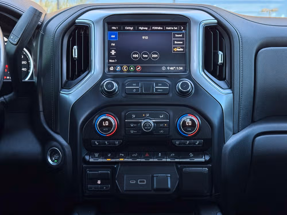 2020 Chevrolet Silverado 3500HD LTZ Image 38