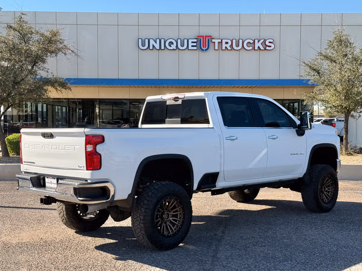 2020 Chevrolet Silverado 3500HD LTZ Image 7