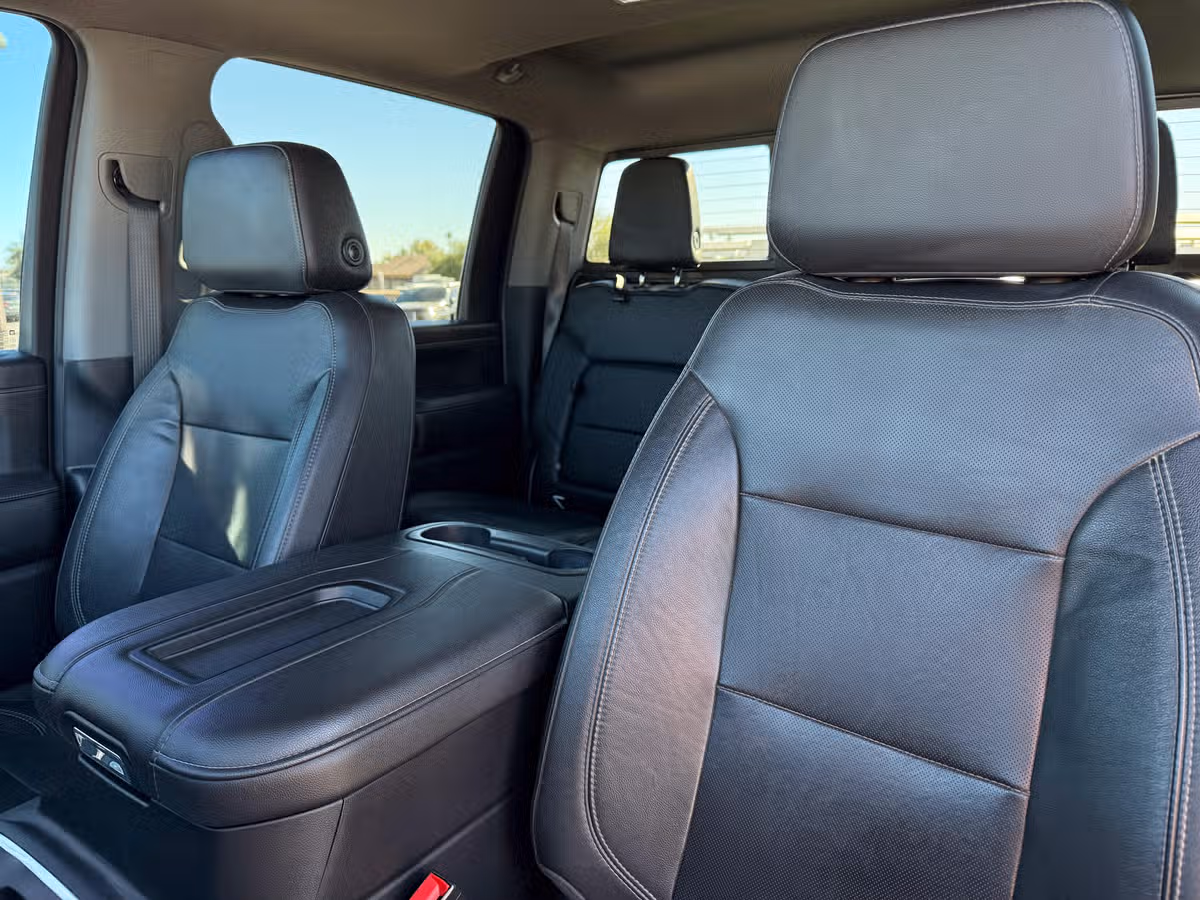 2020 Chevrolet Silverado 3500HD LTZ Image 22