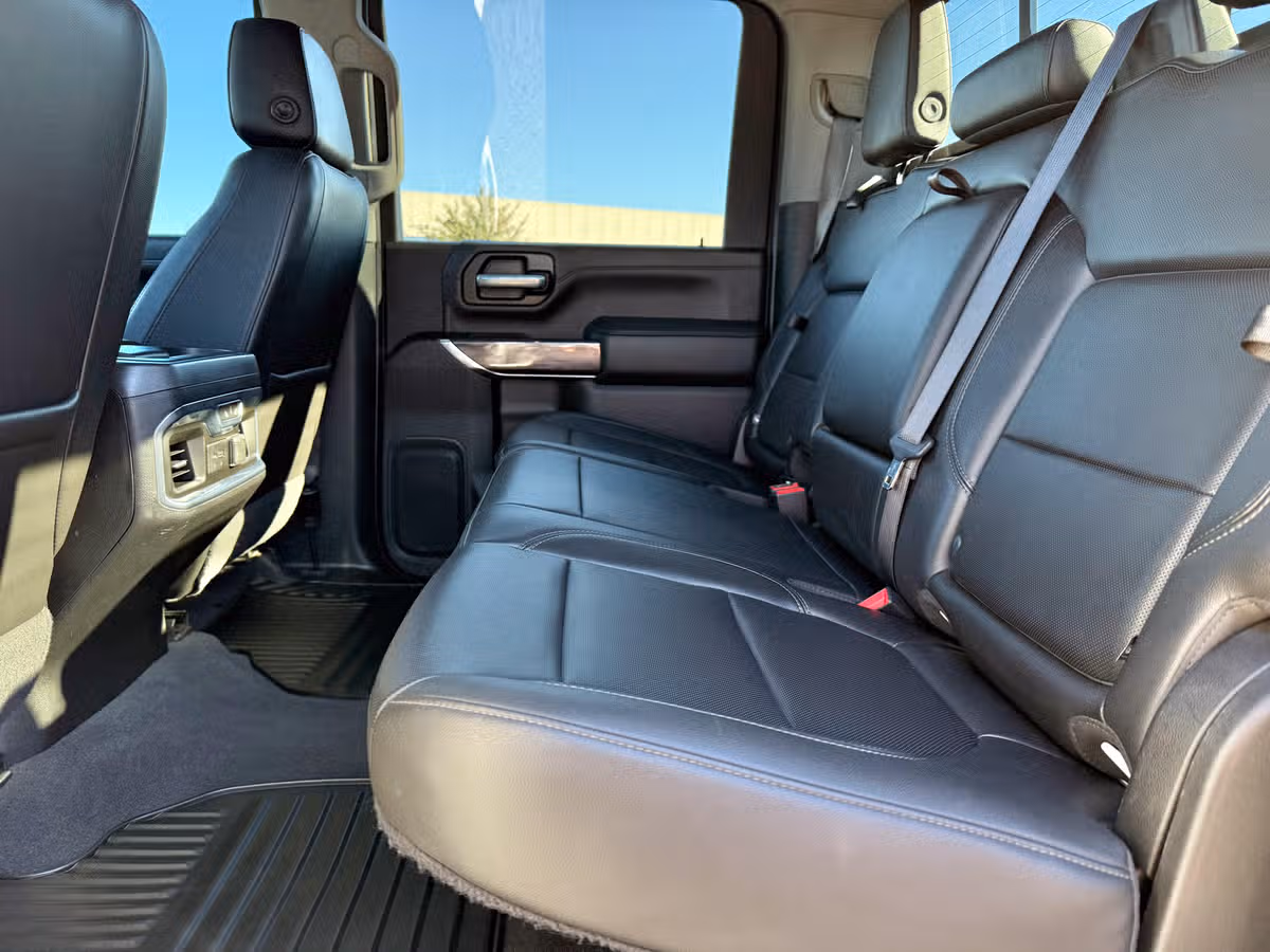 2020 Chevrolet Silverado 3500HD LTZ Image 26