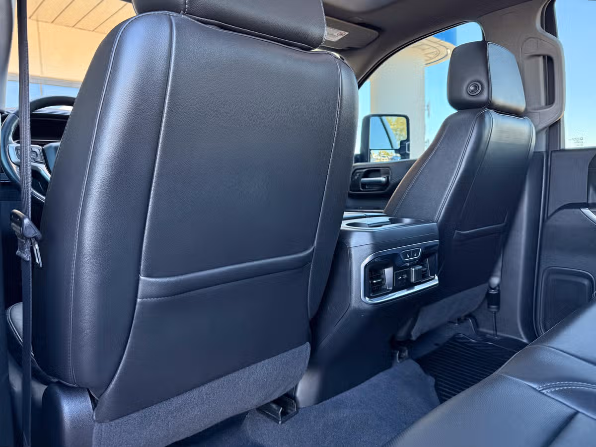 2020 Chevrolet Silverado 3500HD LTZ Image 25